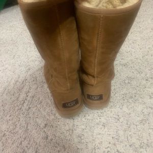 Non smoking household . Size 6 women’s boots